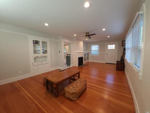 1475 Beech St, Martinez, CA 94553 photo 6