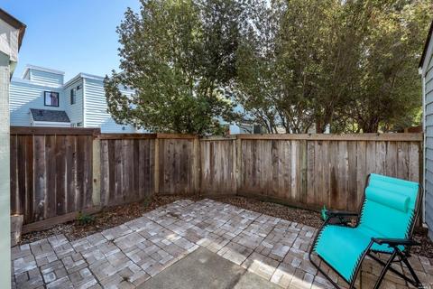 240 Courtyards E, Windsor, CA 95492 photo 13