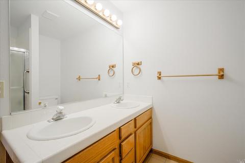 560 Walten Way, Windsor, CA 95492 photo 42