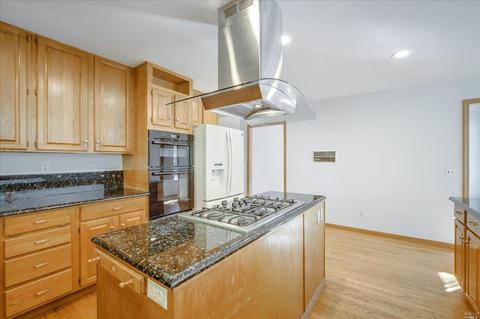 560 Walten Way, Windsor, CA 95492 photo 15
