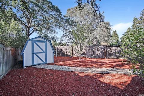 560 Walten Way, Windsor, CA 95492 photo 49
