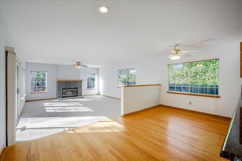 560 Walten Way, Windsor, CA 95492 photo 19