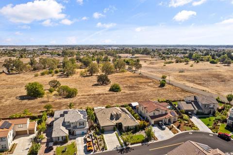 672 Elderberry Loop, Vacaville, CA 95688 photo 72