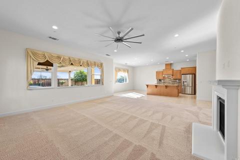 672 Elderberry Loop, Vacaville, CA 95688 photo 33