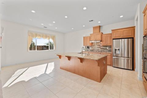 672 Elderberry Loop, Vacaville, CA 95688 photo 24