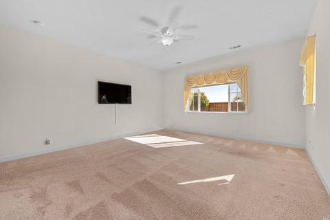 672 Elderberry Loop, Vacaville, CA 95688 photo 38