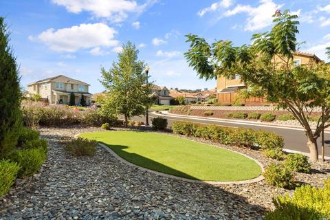 672 Elderberry Loop, Vacaville, CA 95688 photo 11