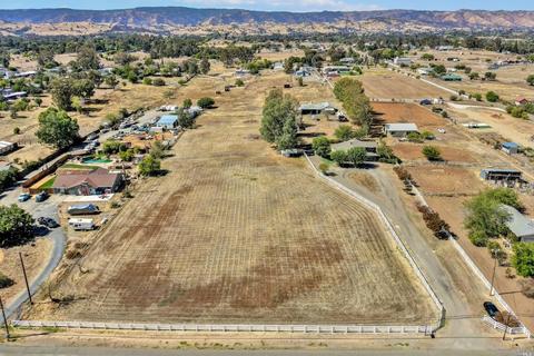 7533 Paddon Rd, Vacaville, CA 95688 photo 3