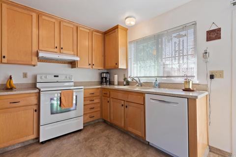 125 Gum Ct, Vallejo, CA 94589 photo 7
