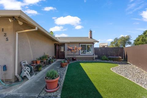125 Gum Ct, Vallejo, CA 94589 photo 2