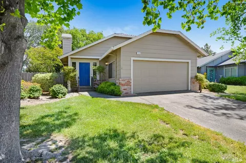 1219 Herbazal St, Sonoma, CA 95476