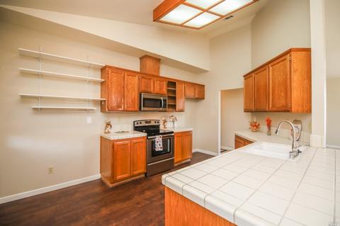 600 Fox Pointe Rd, Vacaville, CA 95687 photo 15
