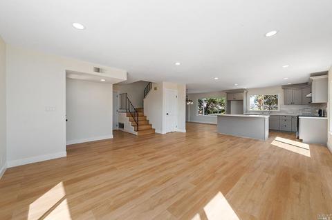 150 Wood Ct, Vallejo, CA 94591 photo 9