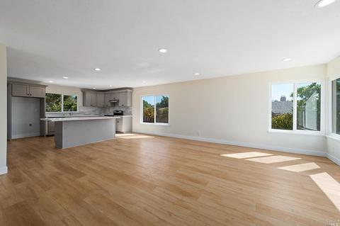 150 Wood Ct, Vallejo, CA 94591 photo 8