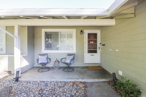 462 Buckeye St, Vacaville, CA 95688 photo 3