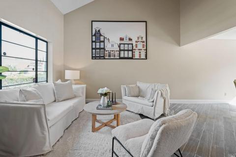 284 Cadloni Ln, Vallejo, CA 94591 photo 17