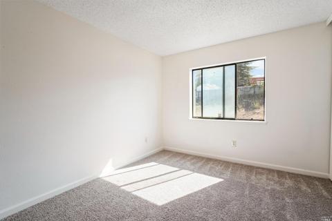 284 Cadloni Ln, Vallejo, CA 94591 photo 32
