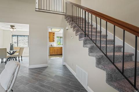 284 Cadloni Ln, Vallejo, CA 94591 photo 16