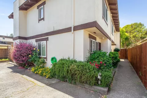 1129 3rd St, Novato, CA 94945 photo 6