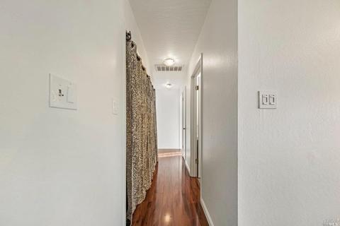 545 Brooke Dr, Vallejo, CA 94591 photo 13