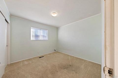545 Brooke Dr, Vallejo, CA 94591 photo 21