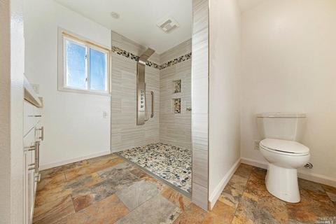 545 Brooke Dr, Vallejo, CA 94591 photo 18