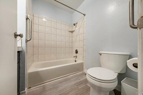 545 Brooke Dr, Vallejo, CA 94591 photo 14