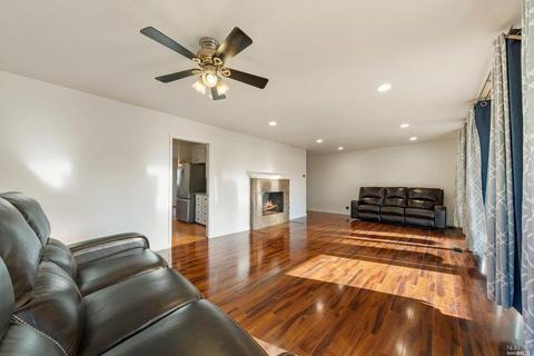 545 Brooke Dr, Vallejo, CA 94591 photo 7