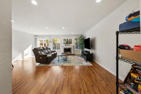 1772 Stuart Ct, Benicia, CA 94510 photo 4