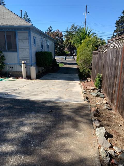 1017 B St, Petaluma, CA 94952 photo 18