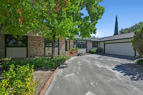 6112 Lockwood Dr, Windsor, CA 95492 photo 3