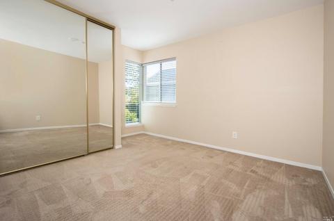 303 Jade Cir, Vallejo, CA 94590 photo 23
