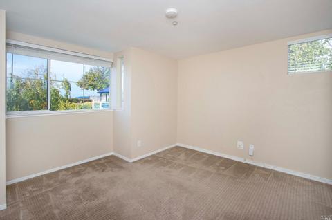 303 Jade Cir, Vallejo, CA 94590 photo 20