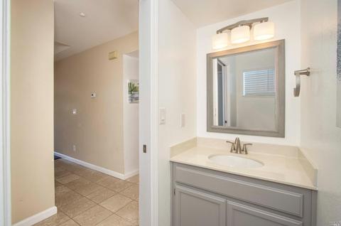 303 Jade Cir, Vallejo, CA 94590 photo 18