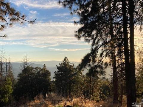 17980 Middle Mountain Rd, Potter Valley, CA 95469