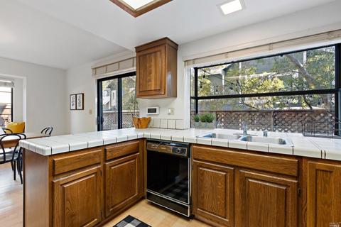24 Hansen Ct, Moraga, CA 94556 photo 13