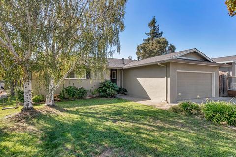 2501 Macgregor Ct, Napa, CA 94558 photo 3