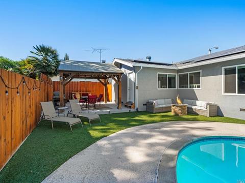 407 Violet Ct, Fairfield, CA 94533 photo 32