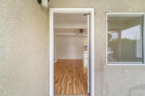 821 Fulton Ave, Vallejo, CA 94591 photo 4
