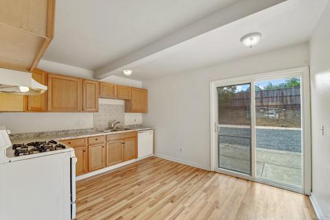 821 Fulton Ave, Vallejo, CA 94591 photo 11