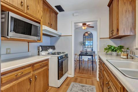532 Bonita Ct, Vallejo, CA 94591 photo 12