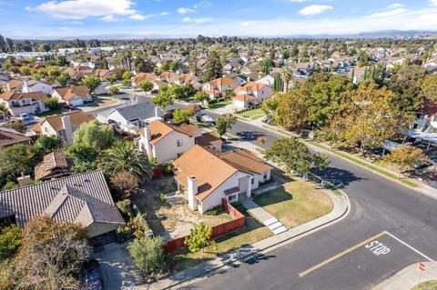 2786 Peppertree Dr, Fairfield, CA 94533 photo 8