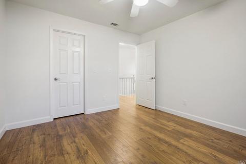 380 Regency Cir, Vacaville, CA 95687 photo 13
