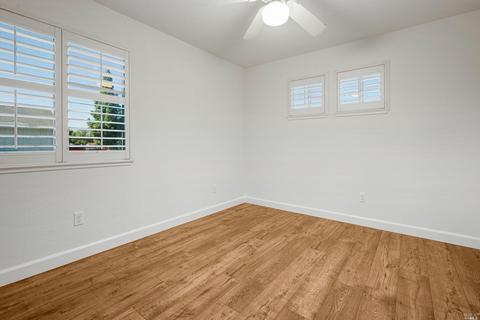 380 Regency Cir, Vacaville, CA 95687 photo 10