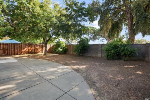 380 Regency Cir, Vacaville, CA 95687 photo 21