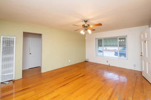 135 Maple St, Vacaville, CA 95688 photo 9