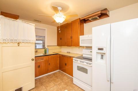 135 Maple St, Vacaville, CA 95688 photo 18