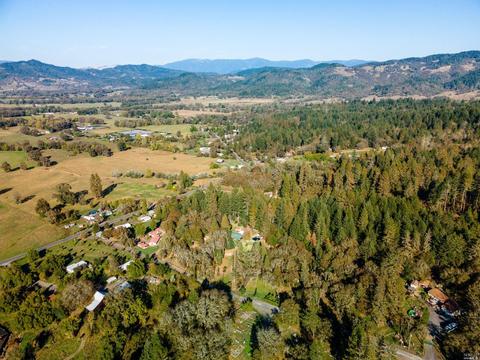 913 E Hill Rd, Willits, CA 95490 photo 3