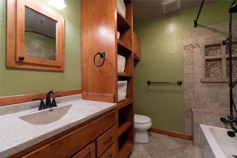913 E Hill Rd, Willits, CA 95490 photo 14