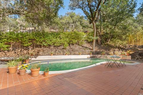 629 Cascade Dr, Fairfax, CA 94930 photo 3